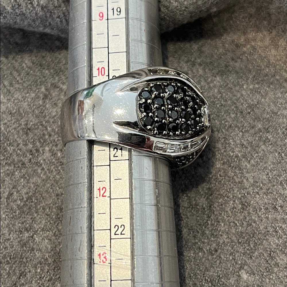 🌻3/$15 Silverplated CZ Studded Ring-10.75 - Picture 3 of 9